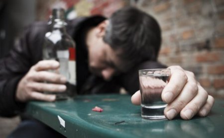 Смерть в рюмке: современное лечение алкоголизма